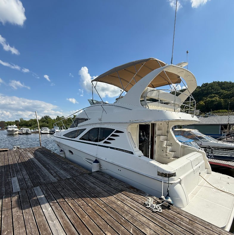 Silverton 38 Sport Bridge